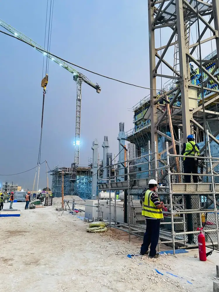 Industrial site construction by a contracting company